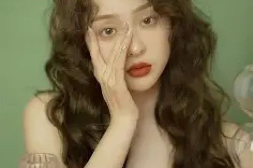万万没想到因为忘记拉窗帘就让这些明星口碑受到影响！